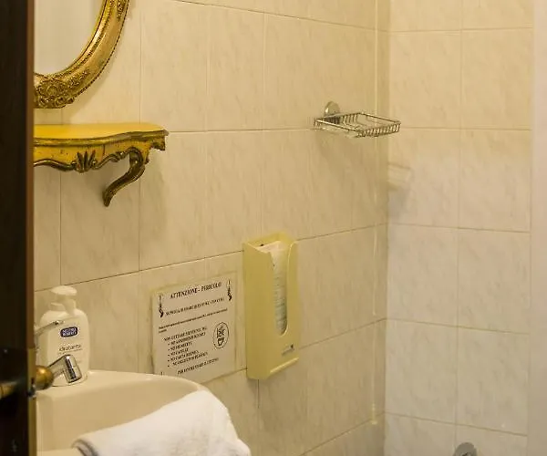 酒店 阿巴克酒店 *