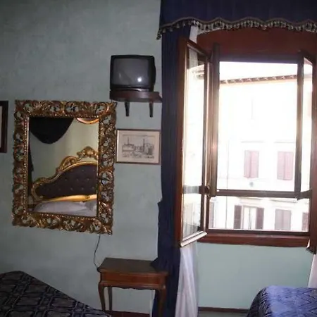 ホテル アバコ *